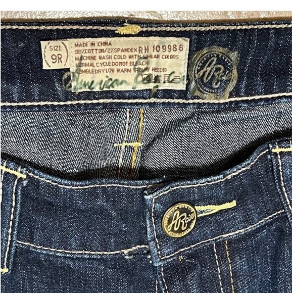 American Rag Cie Low Rise Straight Cut Dark Wash Jeans size 9R 28.5” Inseam - Picture 7 of 8